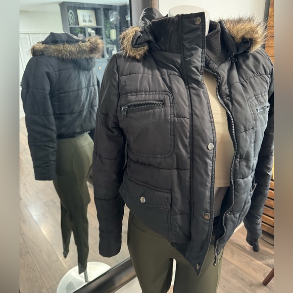 Bomber jacket - Picture 1 of 4